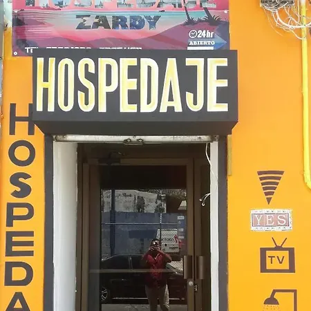 Hospedaje Zardy